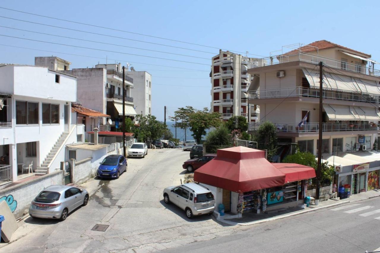 Side Beach Apartment Kavala Esterno foto