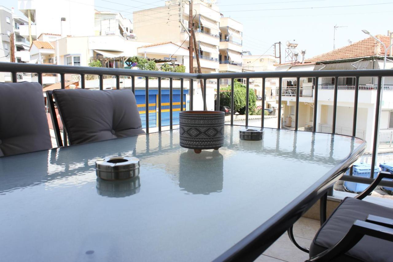 Side Beach Apartment Kavala Esterno foto